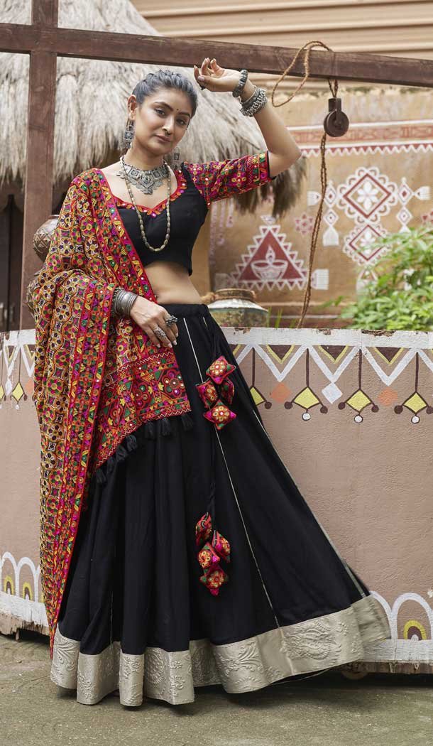 Black Viscose Rayon Embroidered Navratri Chaniya Choli – 146229864