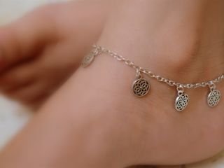 Anklet Designs – Buy Indian Anklets Online for Girls / Women